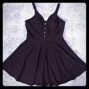 👗Haute Fox SZ juniors 3x (16/18) black dress👗